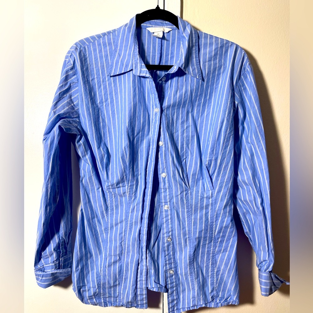 H&M. Dress shirt.